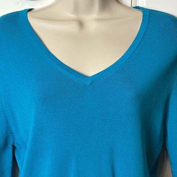 Vintage Lightweight Sweater - Picture 4 of 15